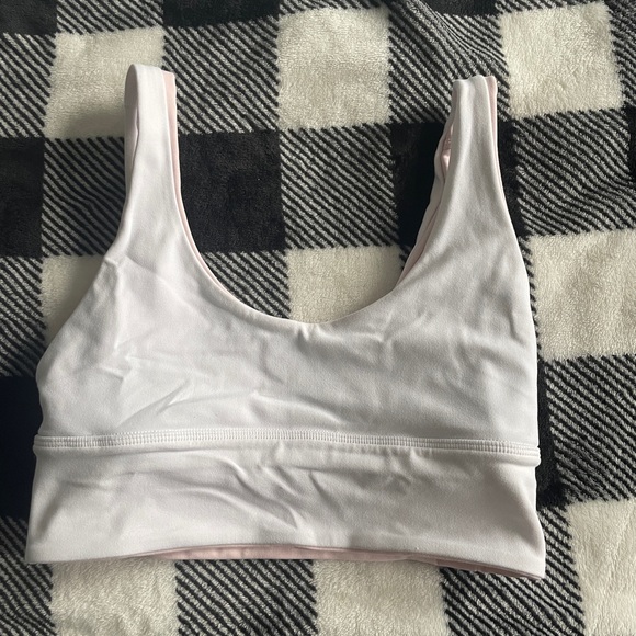Lululemon reversible sports bra - Picture 2 of 4